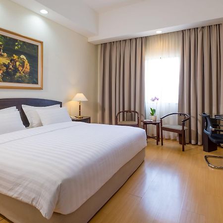 Sintesa Peninsula Hotel Palembang Ngoại thất bức ảnh