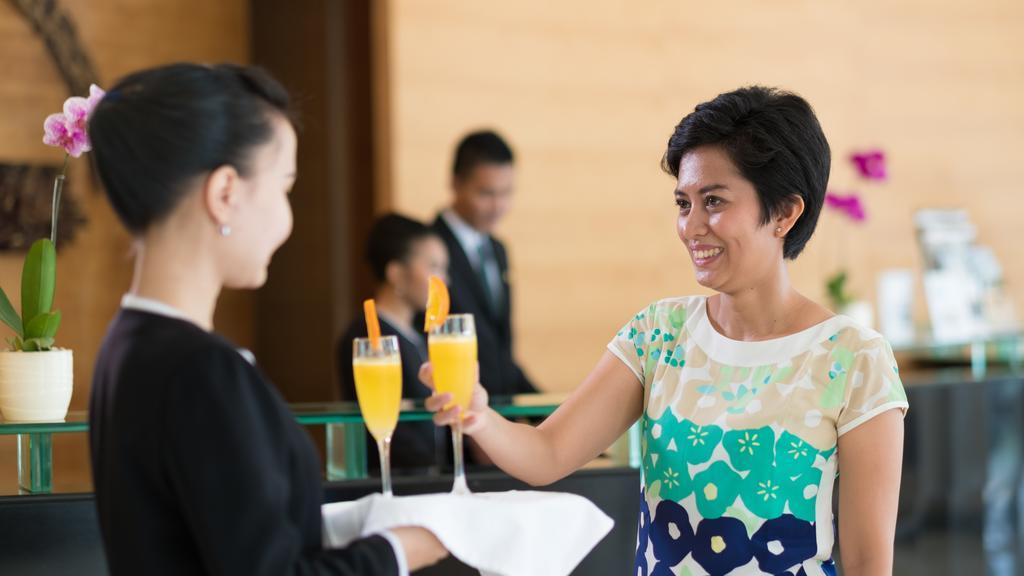 Sintesa Peninsula Hotel Palembang Ngoại thất bức ảnh
